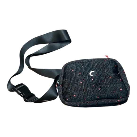 ZYIA Active Black Speckled Crossbody Bag - Picture 2 of 11